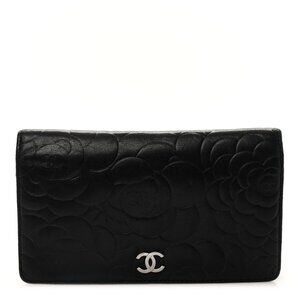Chanel Lambskin Camellia Embossed Yen Wallet Black